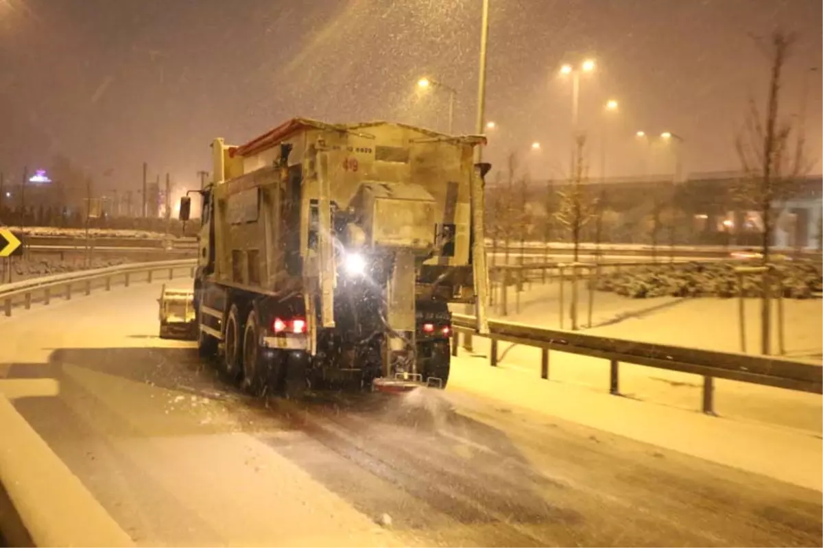 Başkent\'te Karla Mücadele