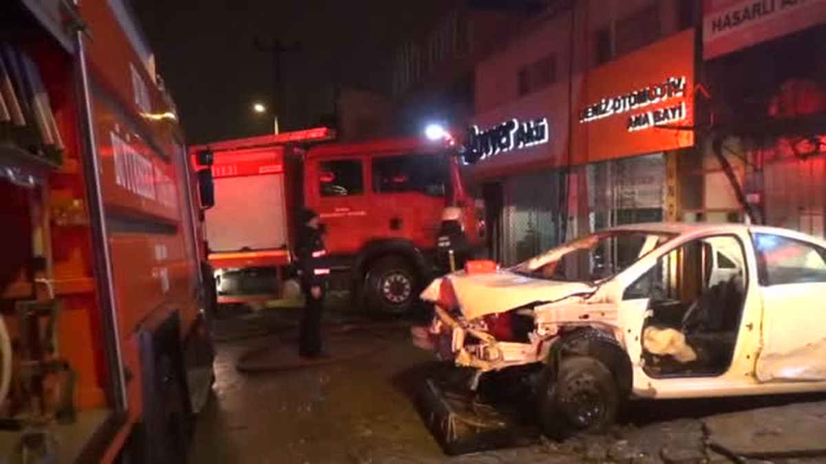 Bursa\'da Işyerinde Yangın: 1 Yaralı