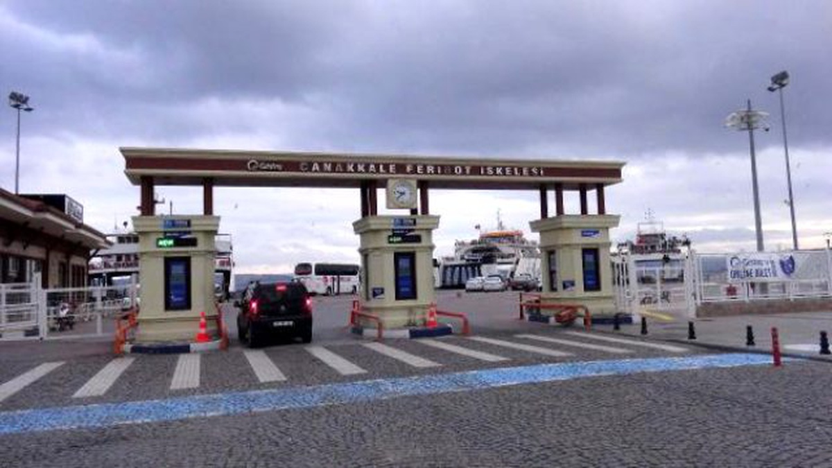 Çanakkale Boğazı\'nda Fırtına