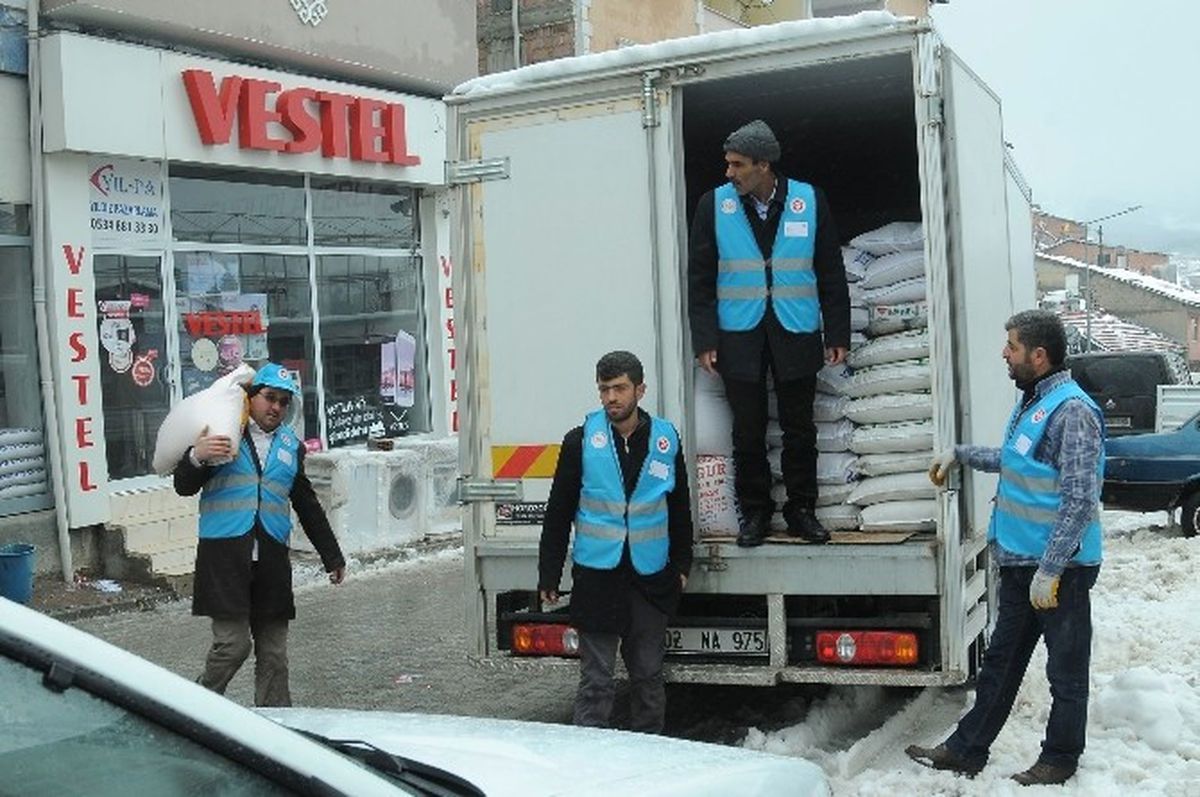 Çelikhan\'dan Suriyelilere Yardım Kampanyası