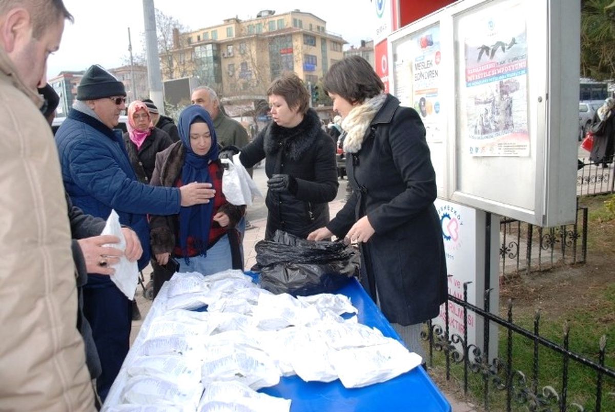Çerkezköy ve Çorlu\'da Adaçayı Dağıtıldı