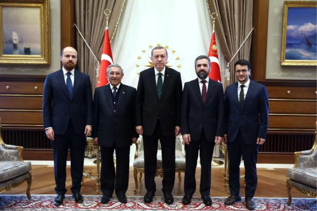 Cumhurbaşkanı Erdoğan, İbn-i Haldun Üniversitesi Heyetini Kabul Etti