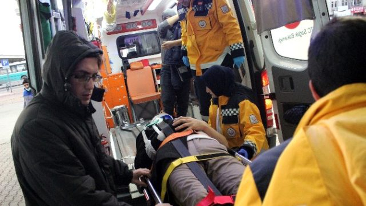 Dha Yurt;kayseri\' de Trafik Kazası: 22 Yaralı