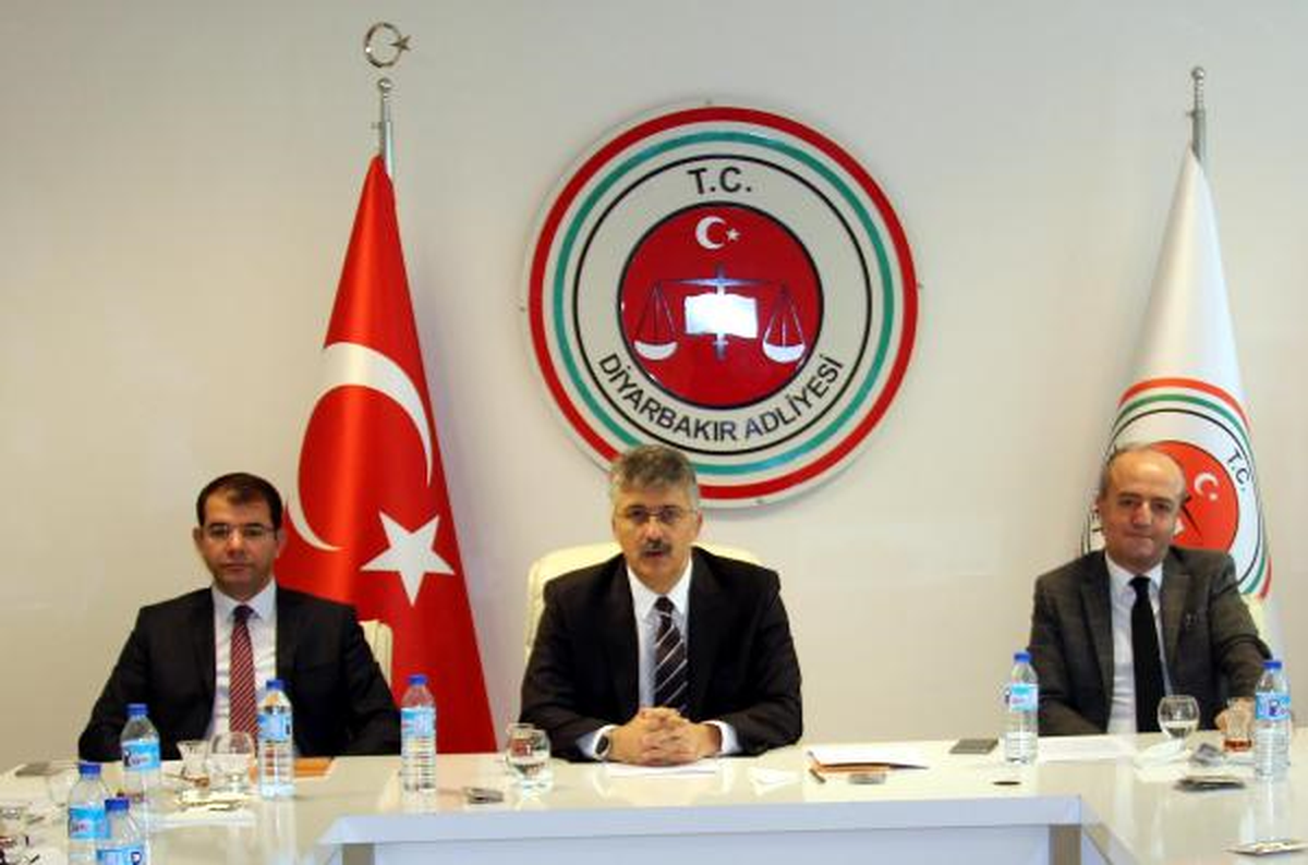 Diyarbakır Cumhuriyet Başsavcısı Güre: Bylock Kendi Başına Delildir