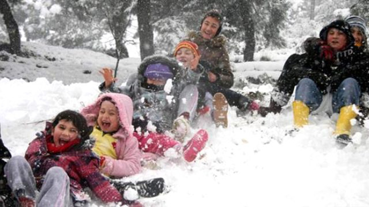 Eskişehir Merkezde Okullar 1 Gün Daha Tatil