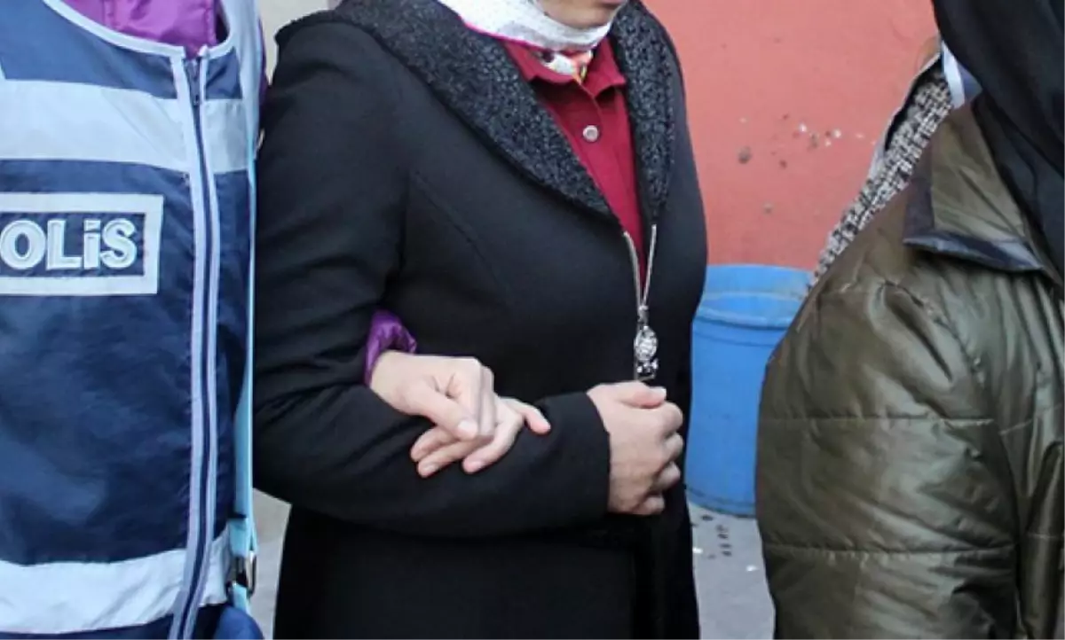 Fetö\'nün \'Ablaları\' Adliyeye Sevk Edildi