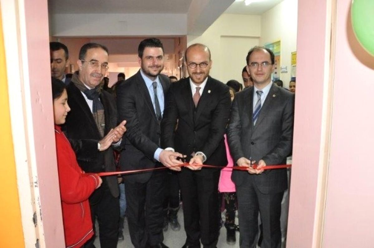 Gagiad\'dan Öğrencilere Kütüphane