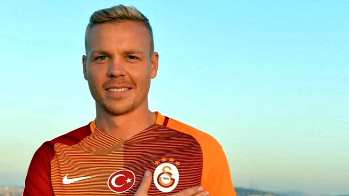 Galatasaray\'da Sigthorsson ile Yollar Ayrıldı