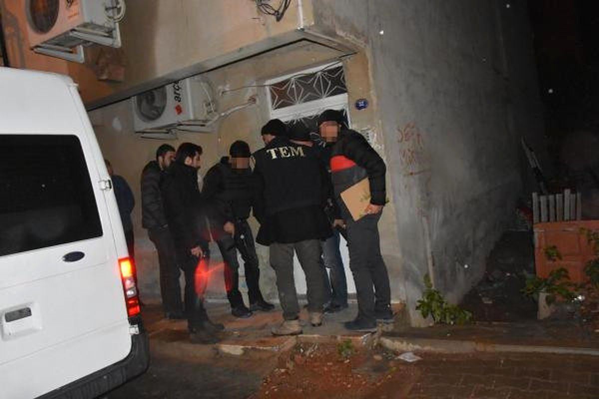 İzmir\'de Deaş Operasyonu