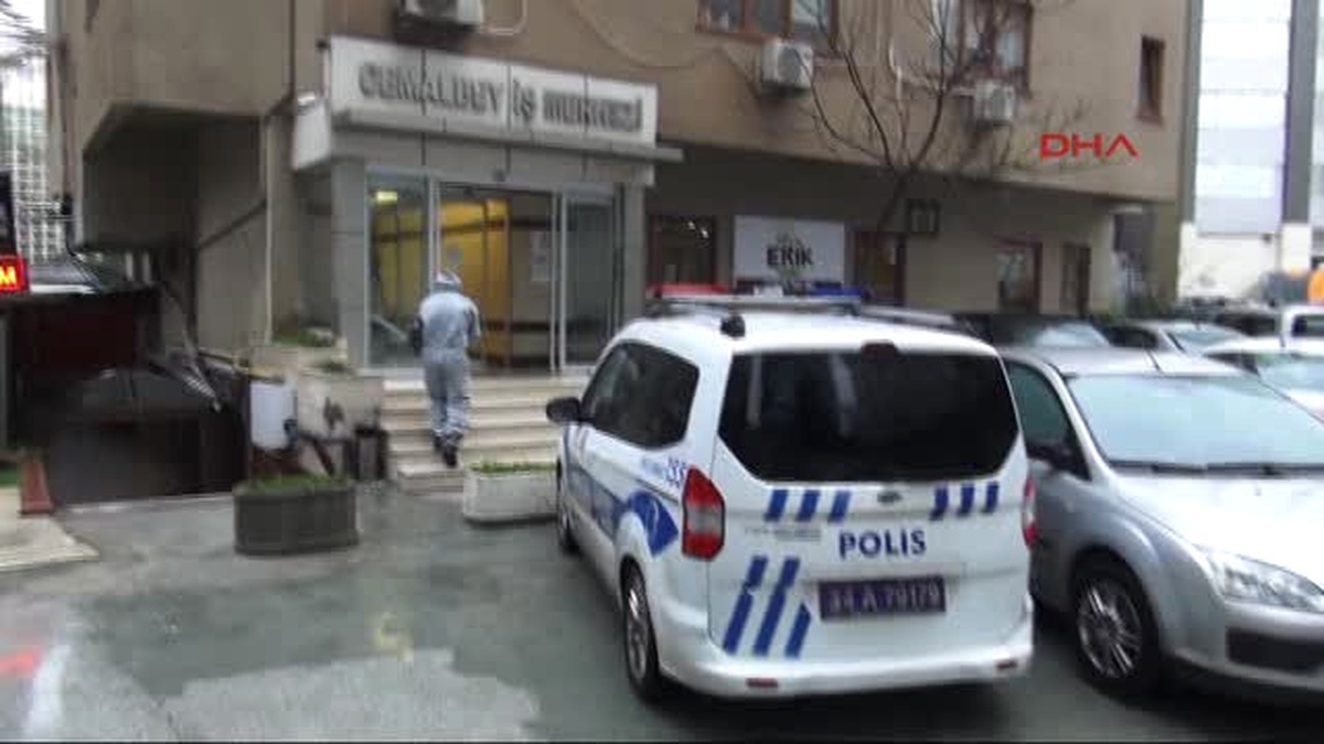 Kadıköy\'de "Kokulu Zarf" Alarmı 2
