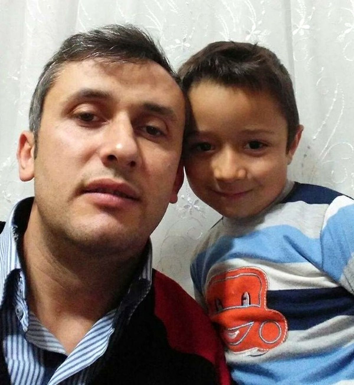 Küçük Çocuk Evinde Ölü Bulundu