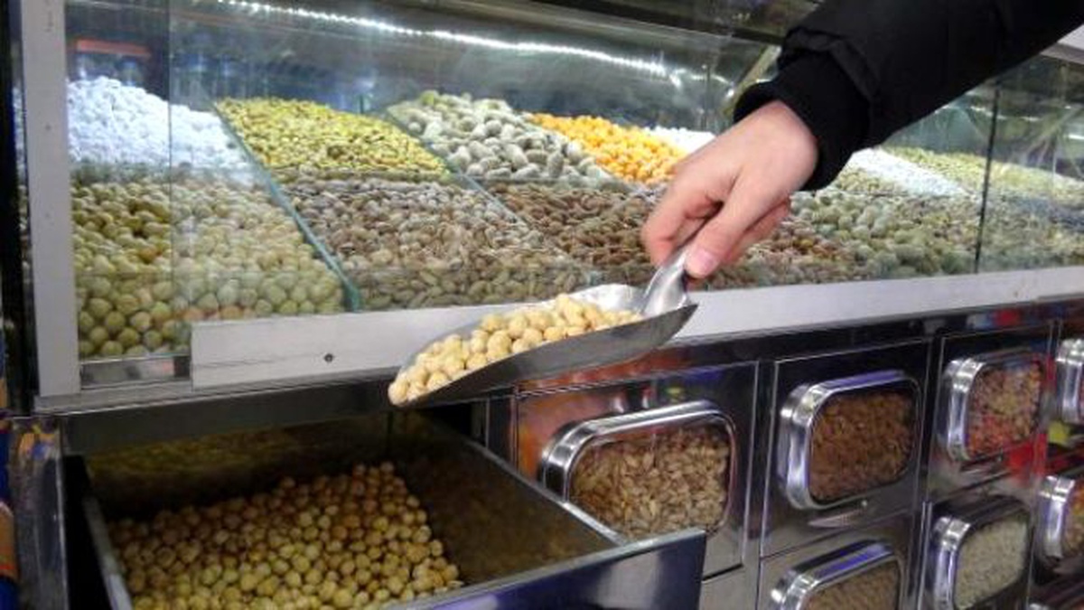 Kuruyemiş Paketlerinde Yılbaşı İçin Sürpriz Hediye