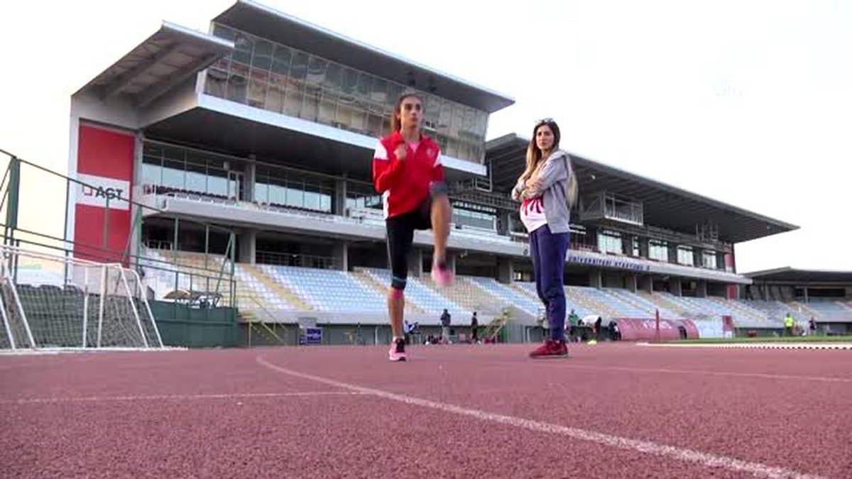Madalyaları Babası İçin Kazanıyor