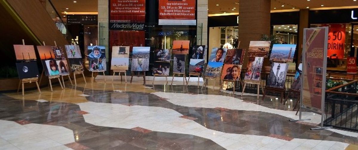 Piazza Sanatseverleri Bir Araya Getirdi