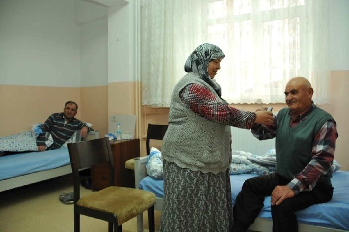 Sıcak Yuvada Esirgenmeyen Şefkat