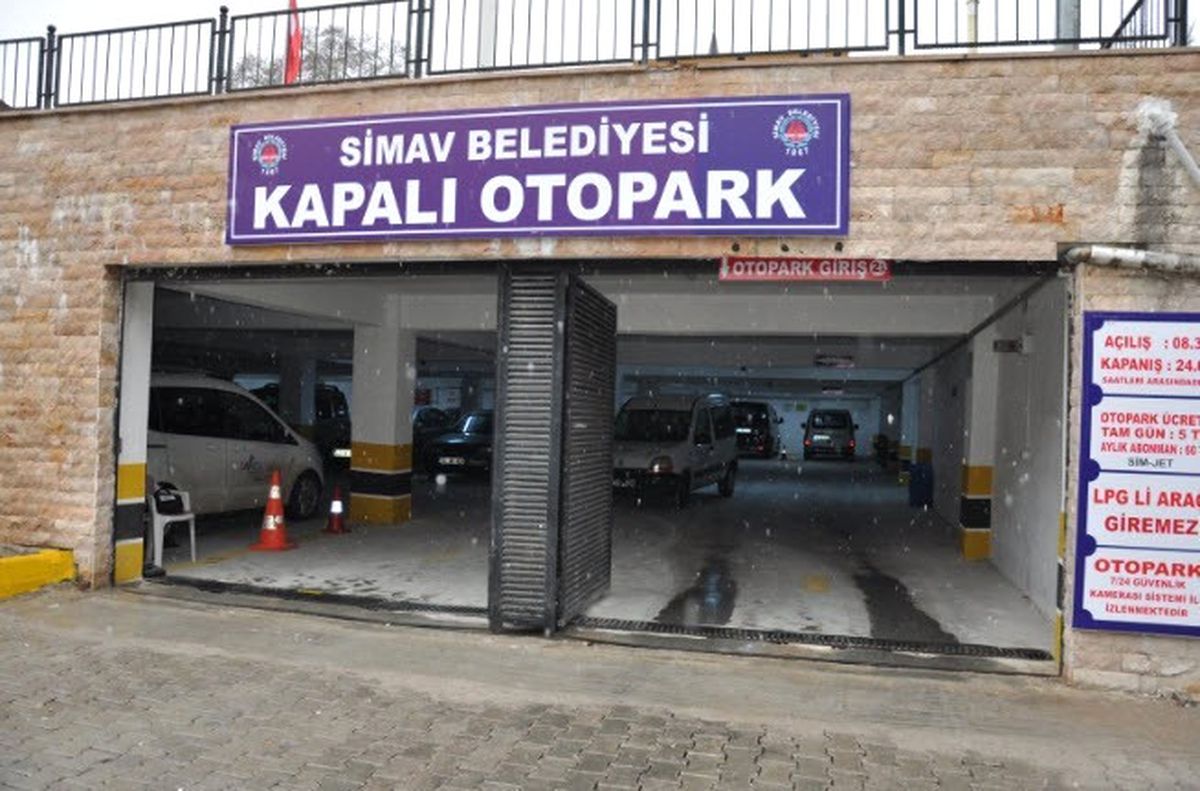 Simav\'ın İlk Kapalı Otoparkı Açıldı