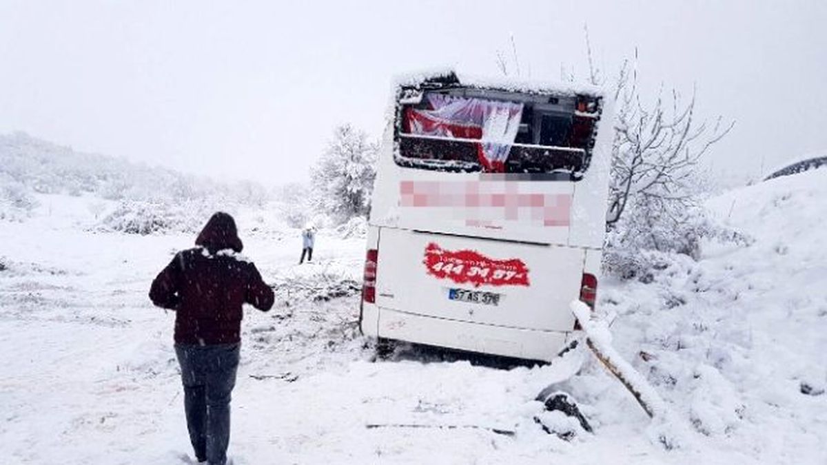 Sinop\'ta Uçuruma Yuvarlanan Otobüste 5 Ölü