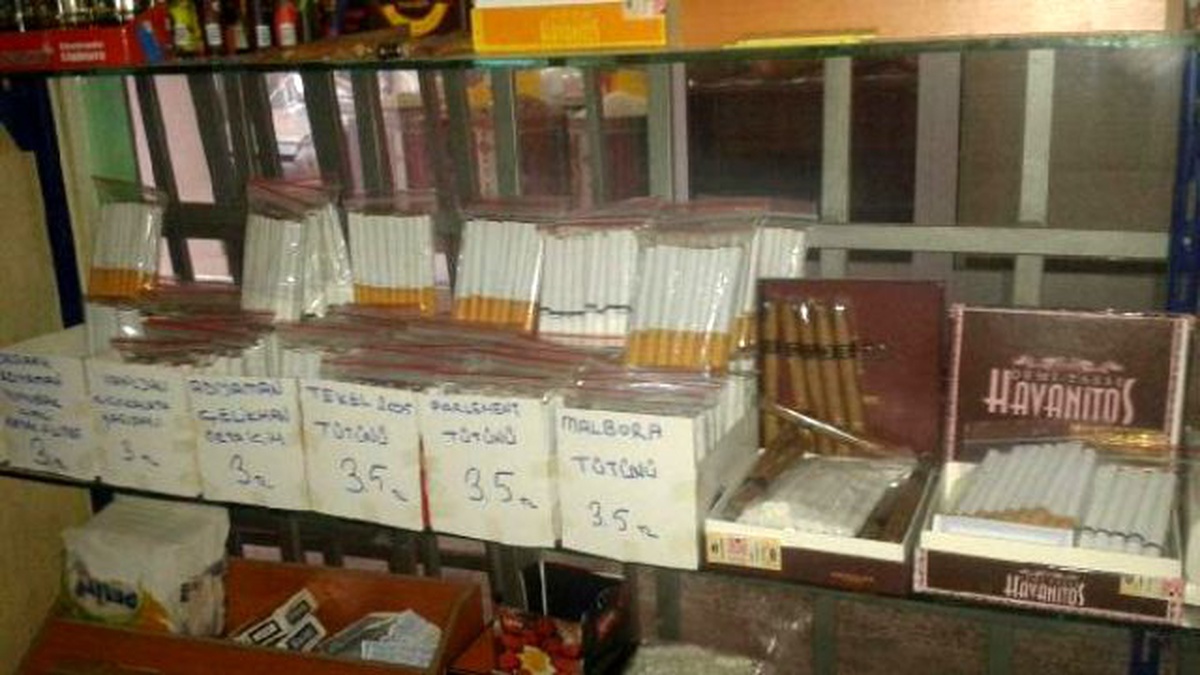 Sivas\'ta Usulsüz Sigara Satan İşyerlerine Baskın