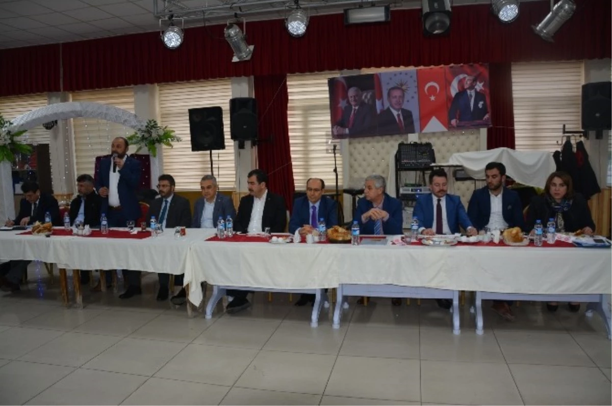 Söke\'nin Sorunları AK Parti\'li Vekillerle Birlikte Masaya Yatırıldı
