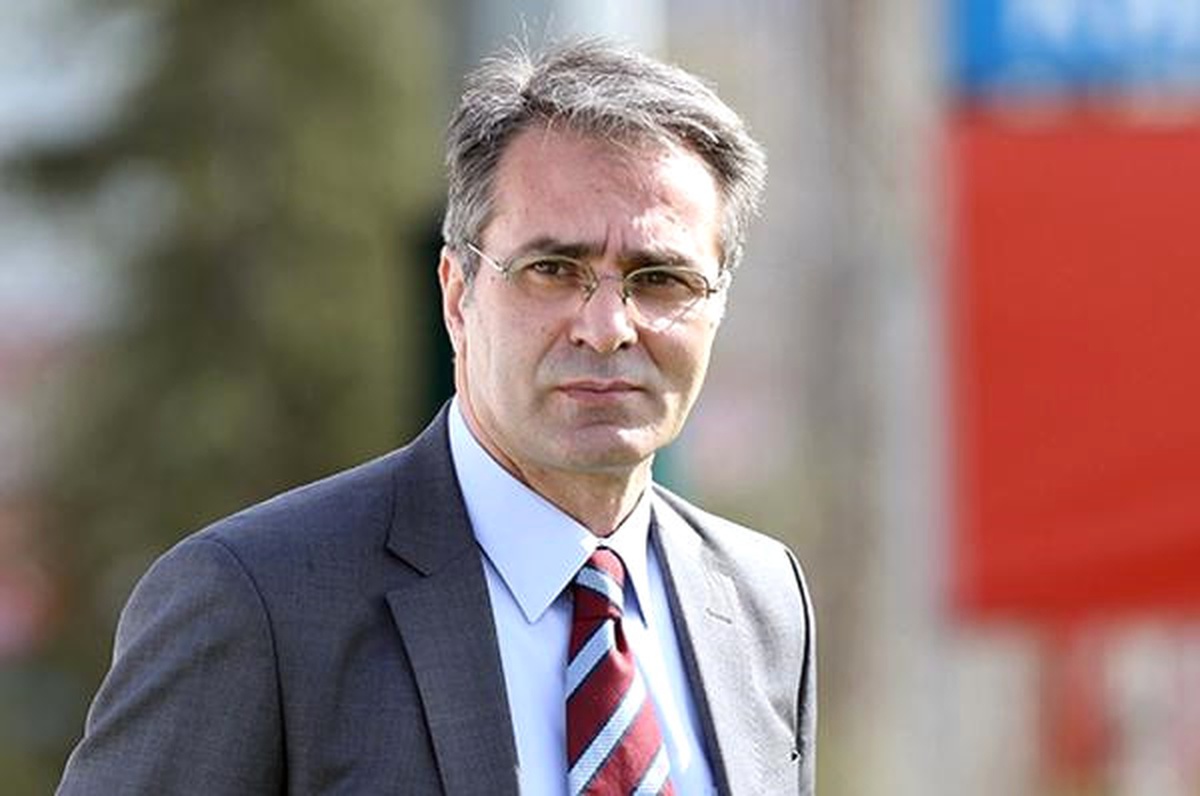 Trabzonspor\'da Asım Örem Yönetim Kurulu Üyeliğinden İstifa Etti