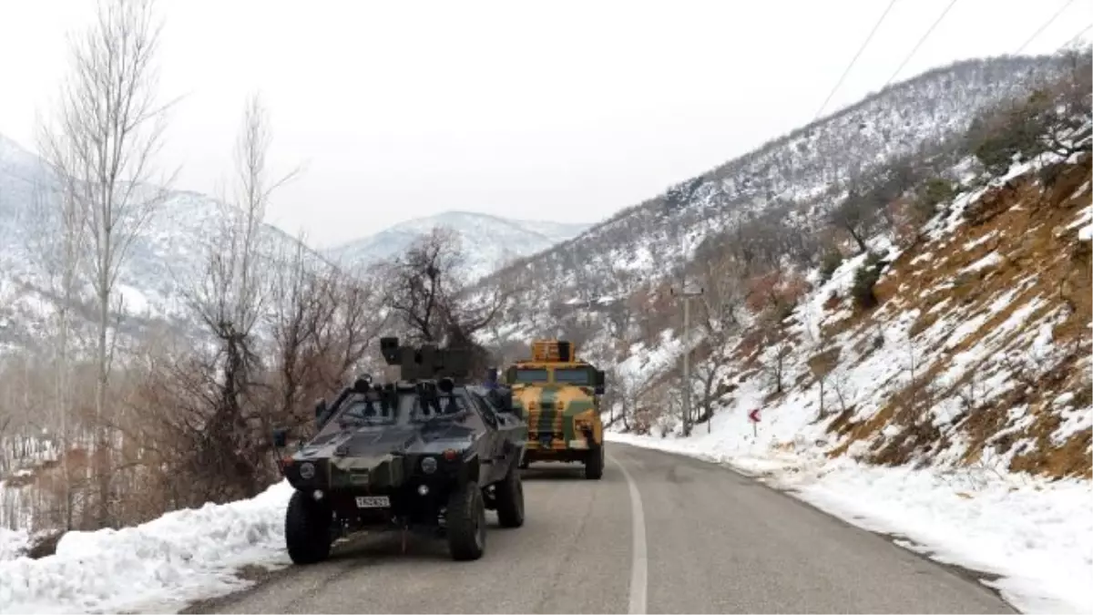 Tunceli\'de Çatışma: 1 Asker Şehit, 2 Terörist Öldürüldü (2)