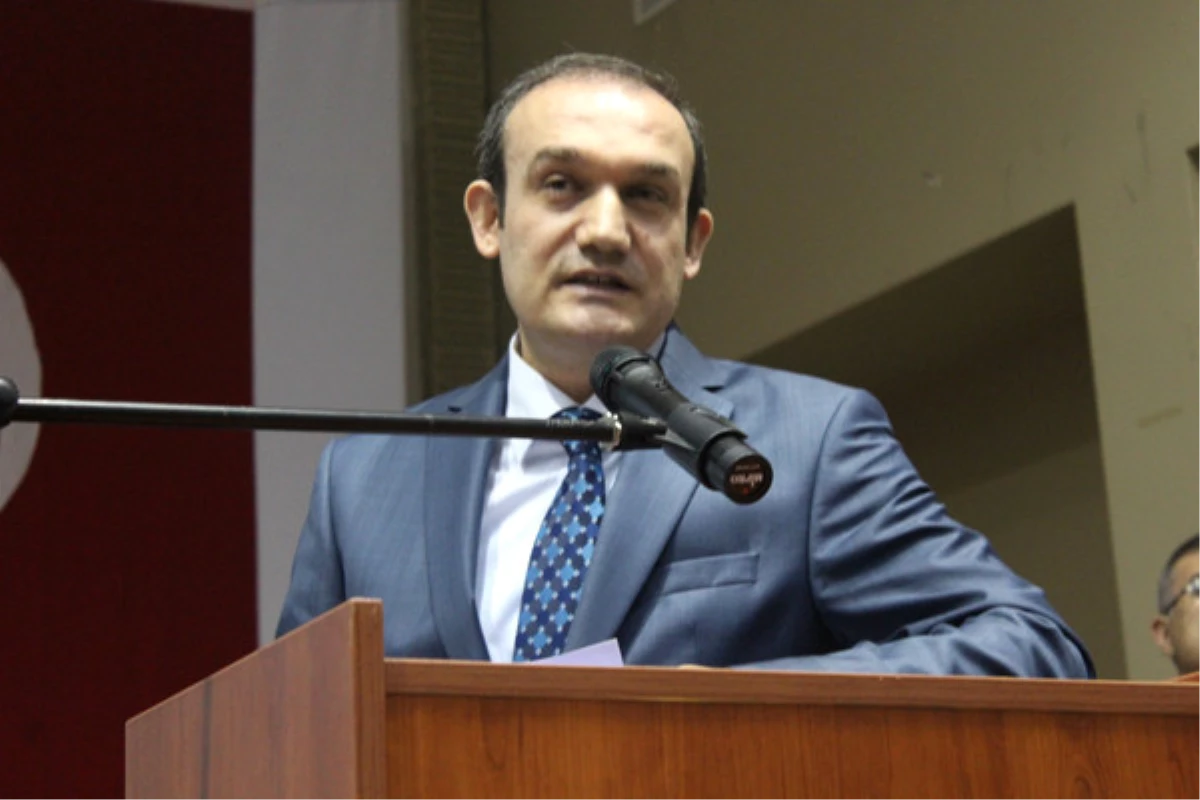 Türkiye\'de Başkanlık Sistemi ve Yerel Yönetimler" Konferansı