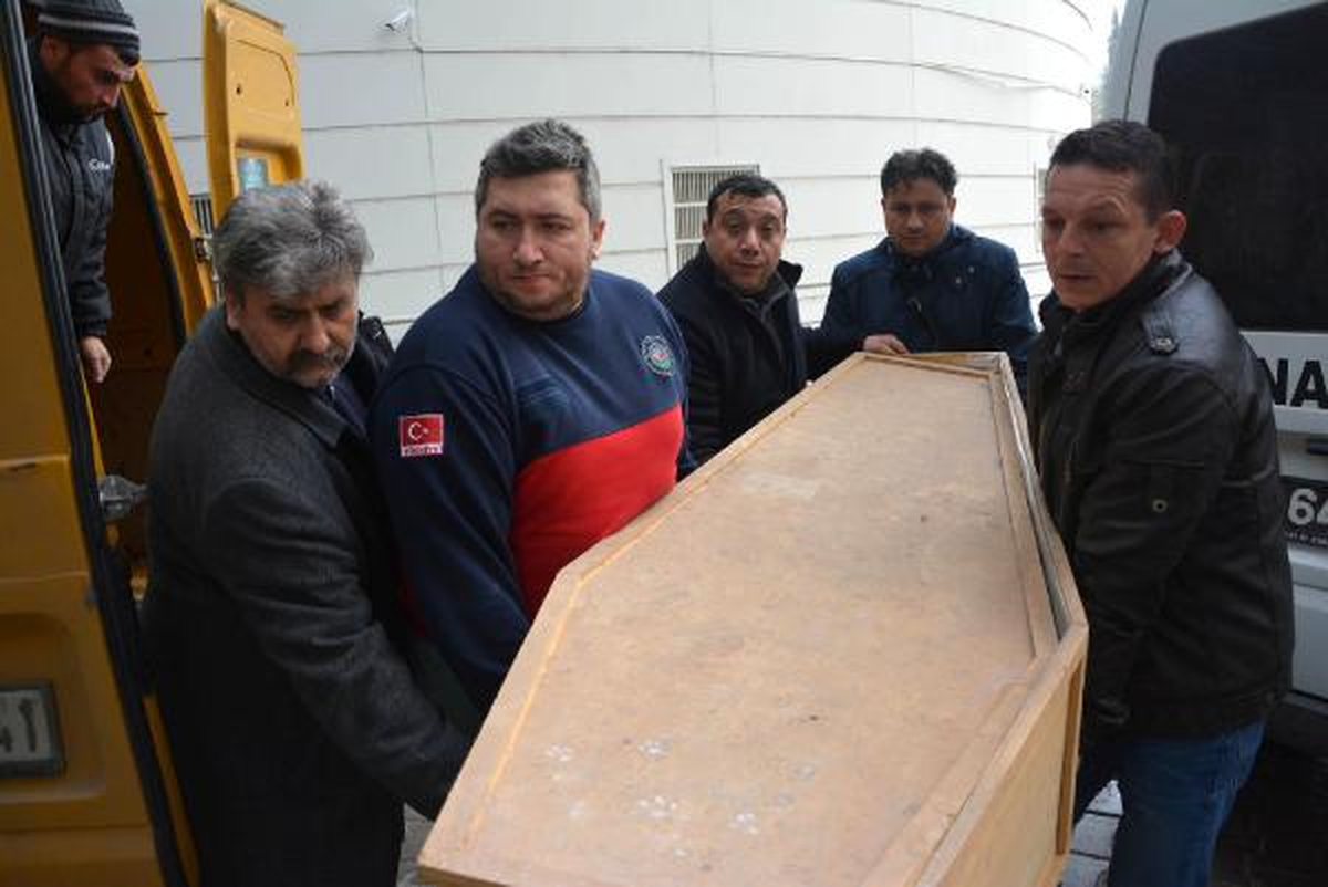Yalnız Yaşadığı Evinde Ölü Bulundu