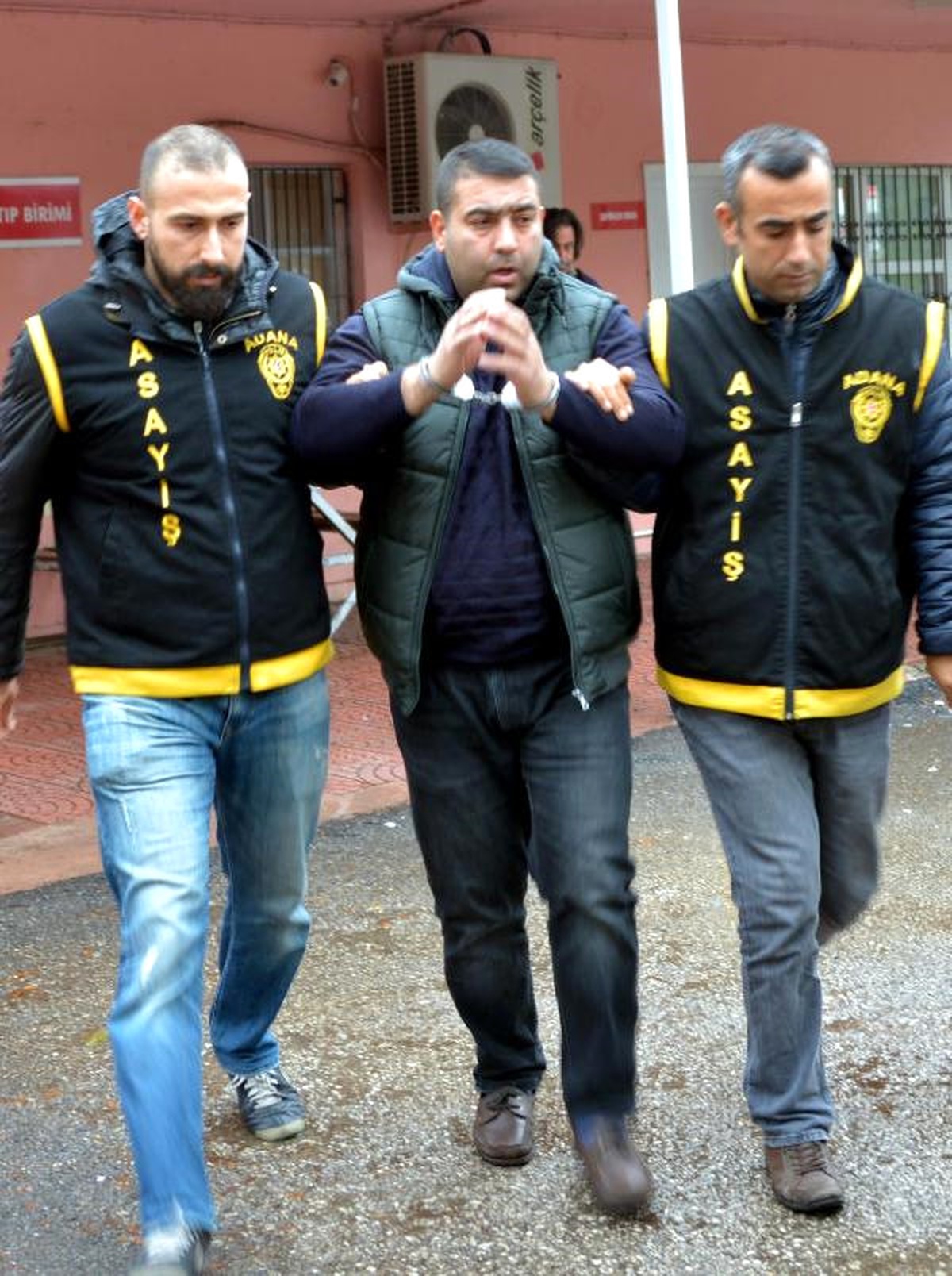 17 Yıl Hapis Cezası Bulunan Yağma Suçlusu Yakalandı