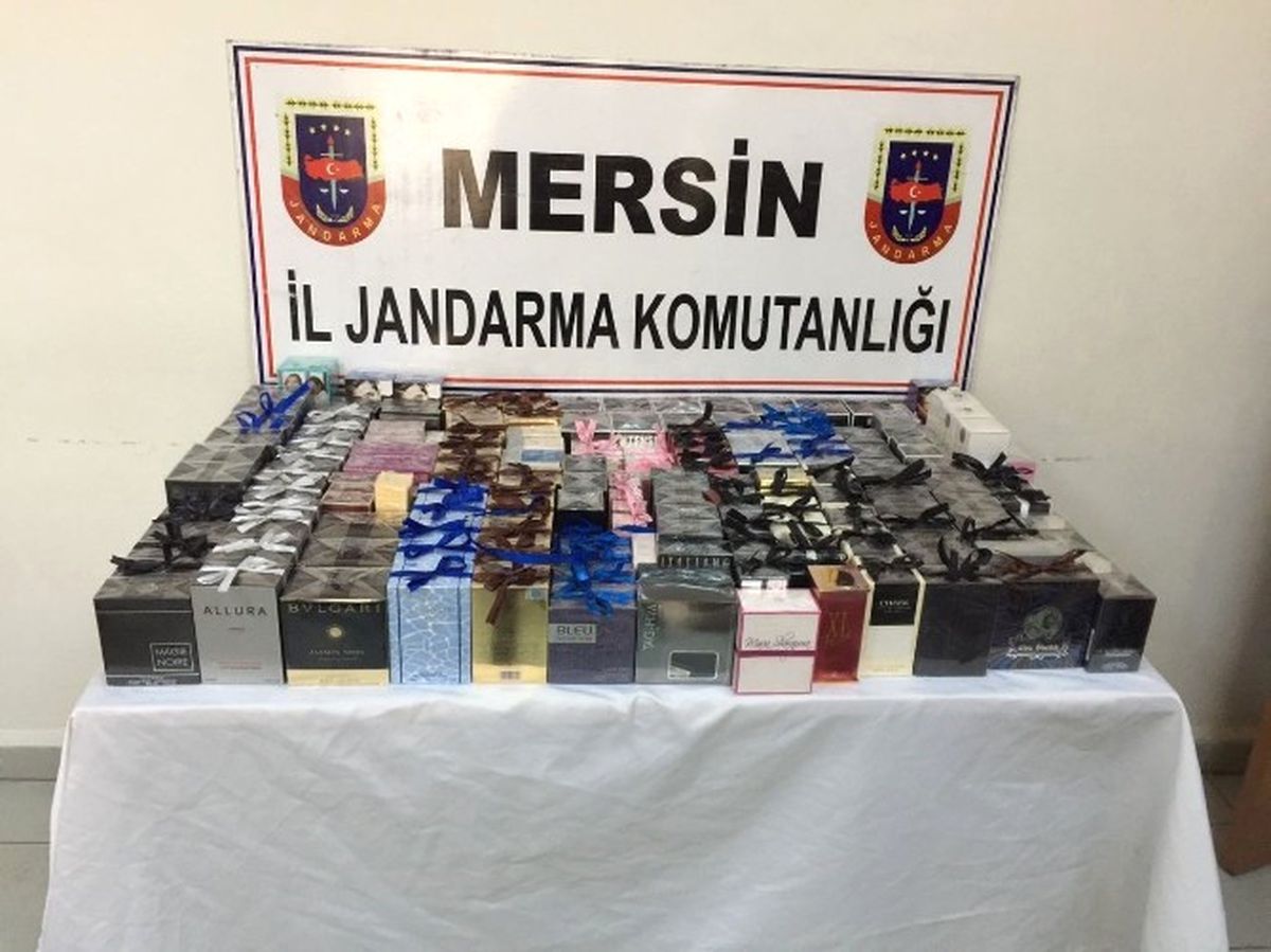 Anamur\'da Kaçak Parfüm Operasyonu