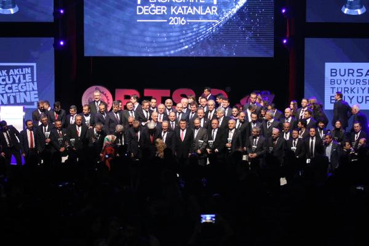 Bakan Müezzinoğlu: 150 Yıldır Bu Ülke ve Millete Kır Tavuğu Muamelesi Yaptılar