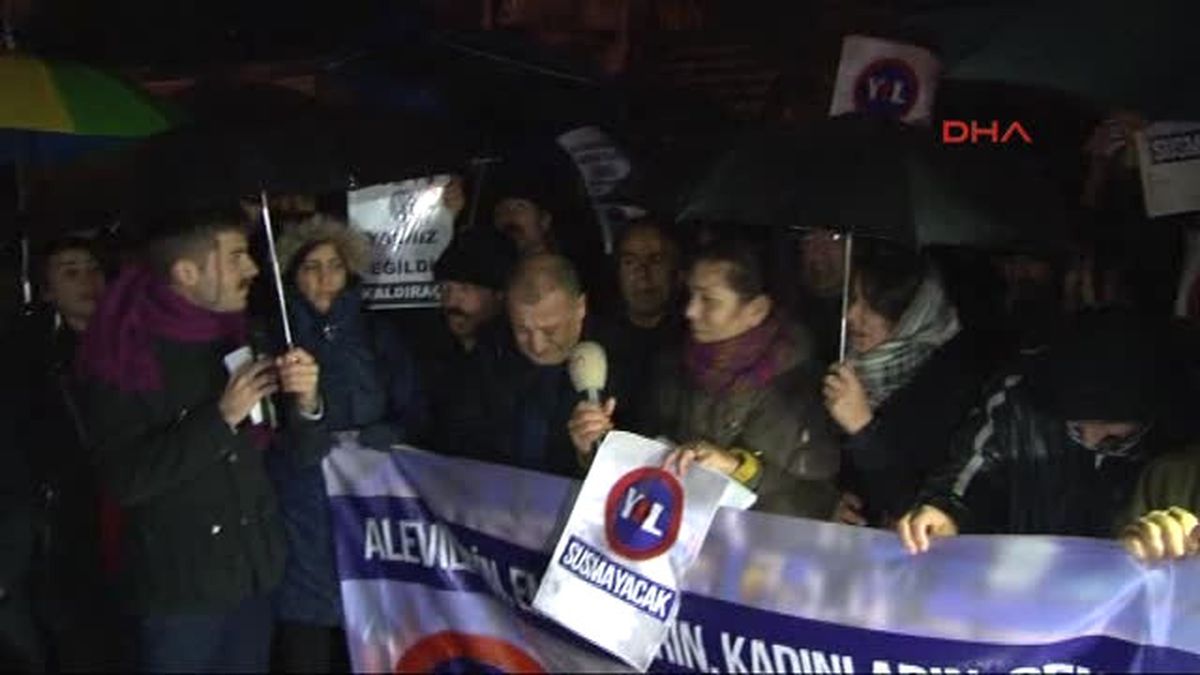 Beyoğlu\'nda Yol Tv Protestosu