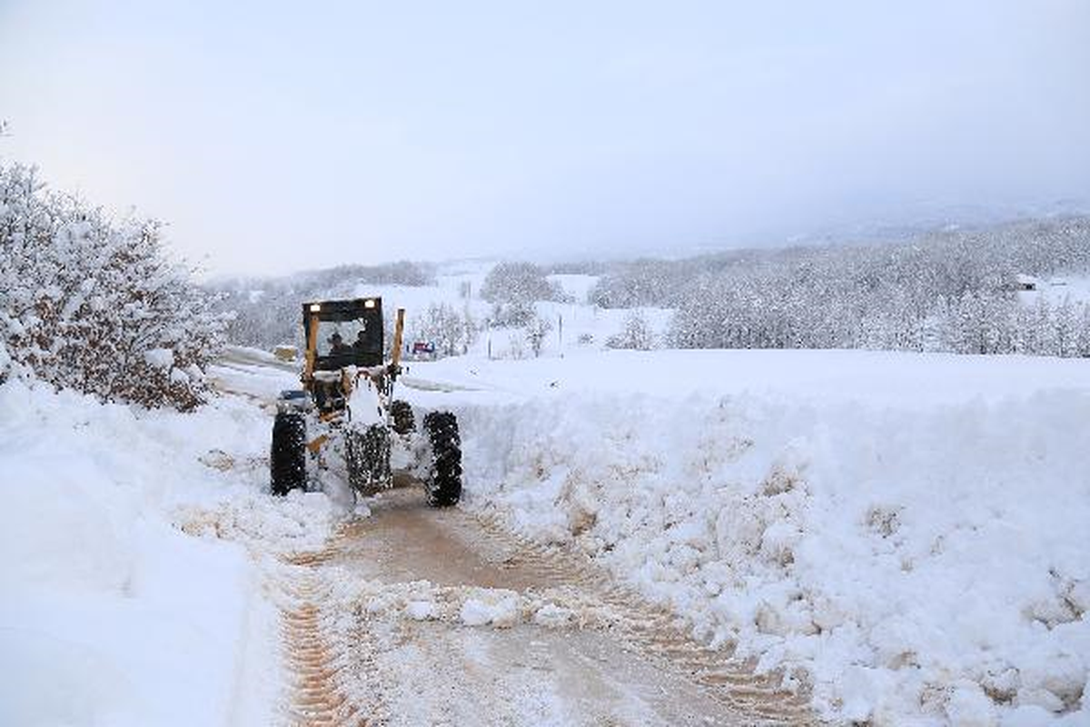 Bursa\'da Kardan Kapanan 190 Mahalle Yolu Trafiğe Açıldı
