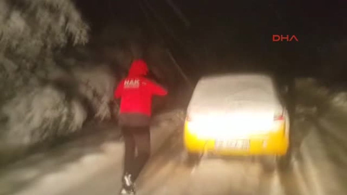 Bursa\'da Ormanda Kaybolan Kişiyi Nak Kurtardı