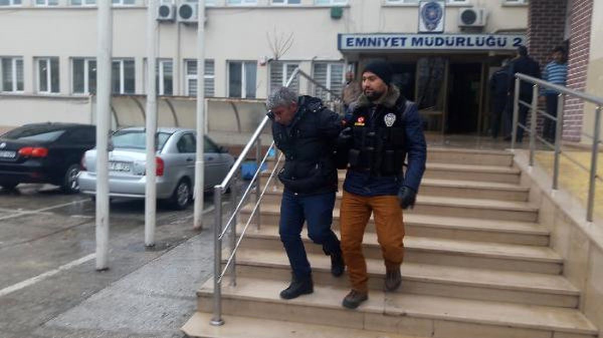 Bursa\'da Tır\'ın Dorsesine Gizlenmiş 115 Kilo Esrar Ele Geçirildi