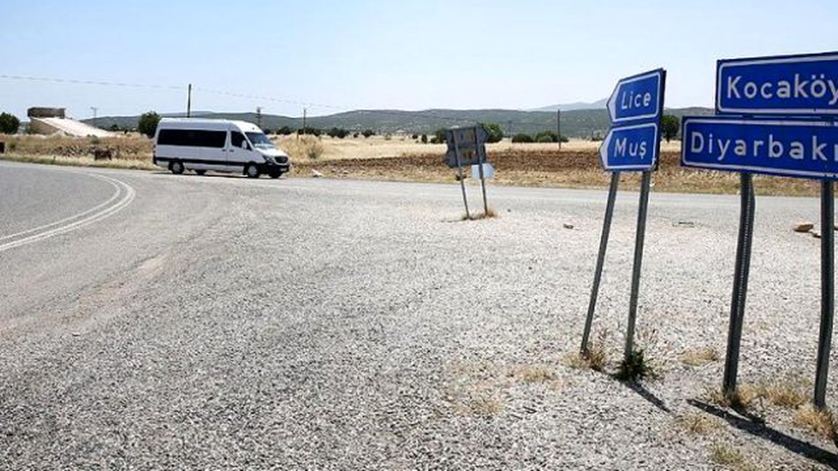 Diyarbakır\'ın 12 Mahallesinde Sokağa Çıkma Yasağı Kaldırıldı