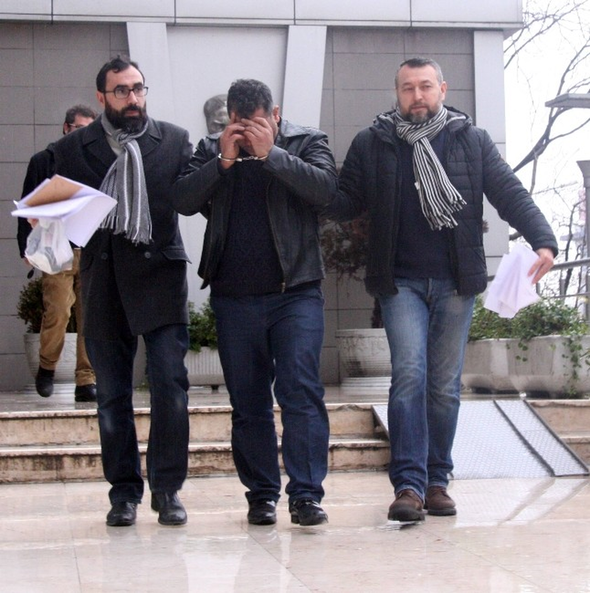 Dolandırıcı, Diğer Suçlarını da İtiraf Etti