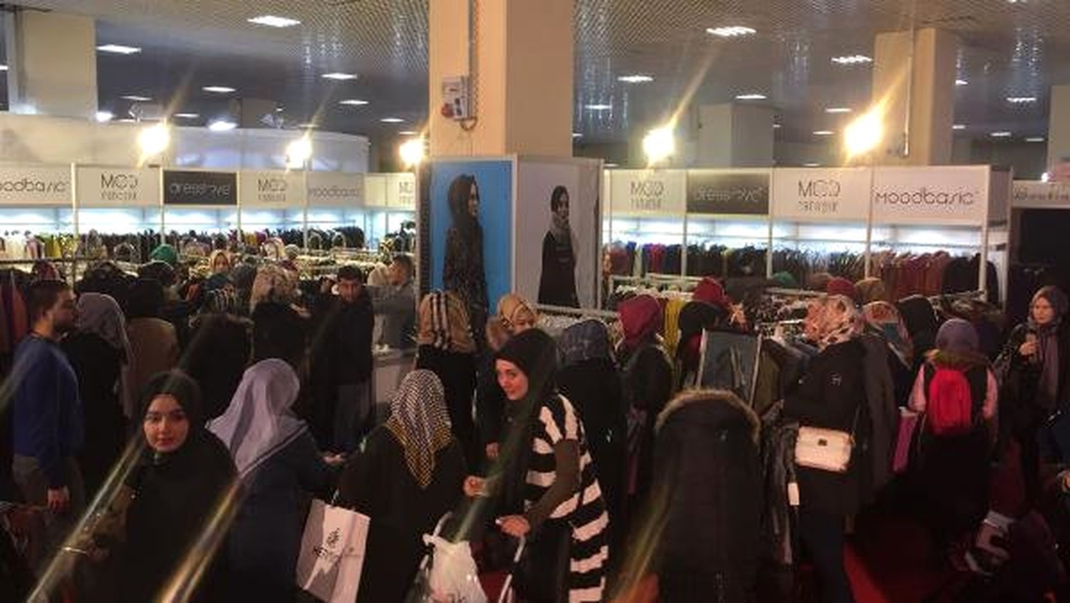 Dresslove, 2017 Modelleriyle Zeruj Fuarı\'nda Olacak