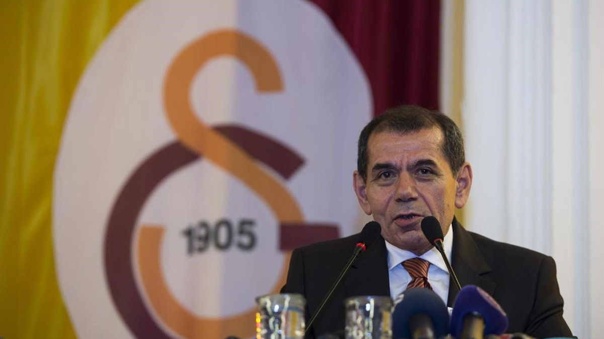 Dursun Özbek: "Geleceğe Yön Verecek Projelere İmza Attık"