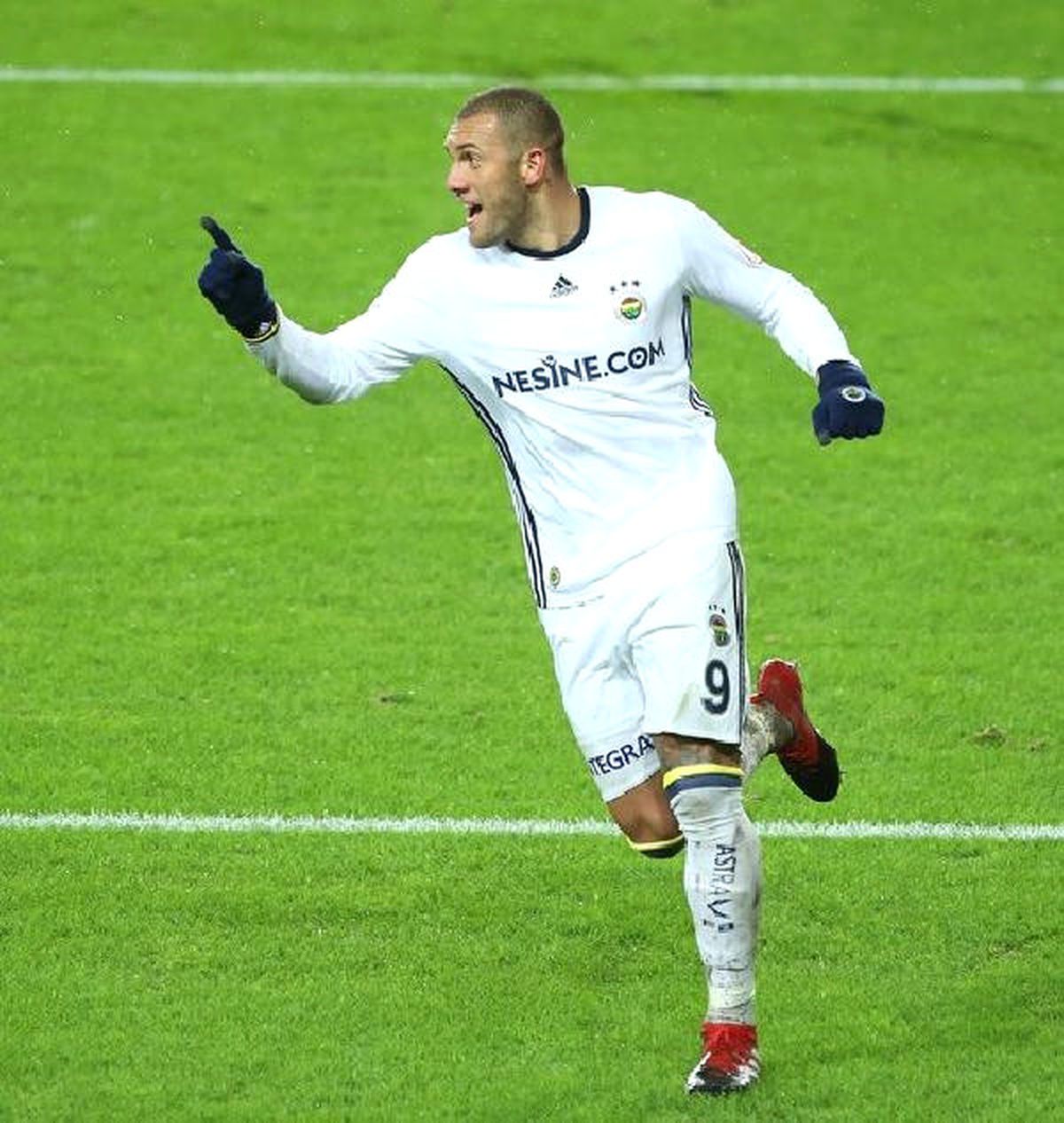 Fenerbahçeli Fernandao\'dan Yeni Yıl Mesajı