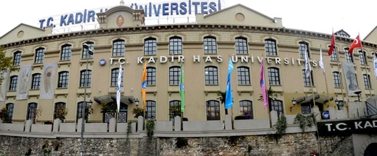 Görüntülü Bülten Dağıtımı) Seçmen Sandık Başında; Oy Verme İşlemi Başladı