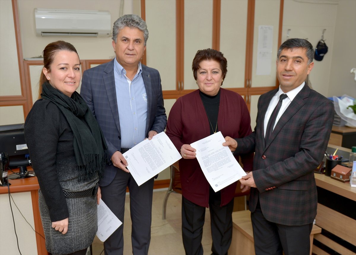 İş Yerine "Türkçe" İsim Vermeyene Ruhsat Yok