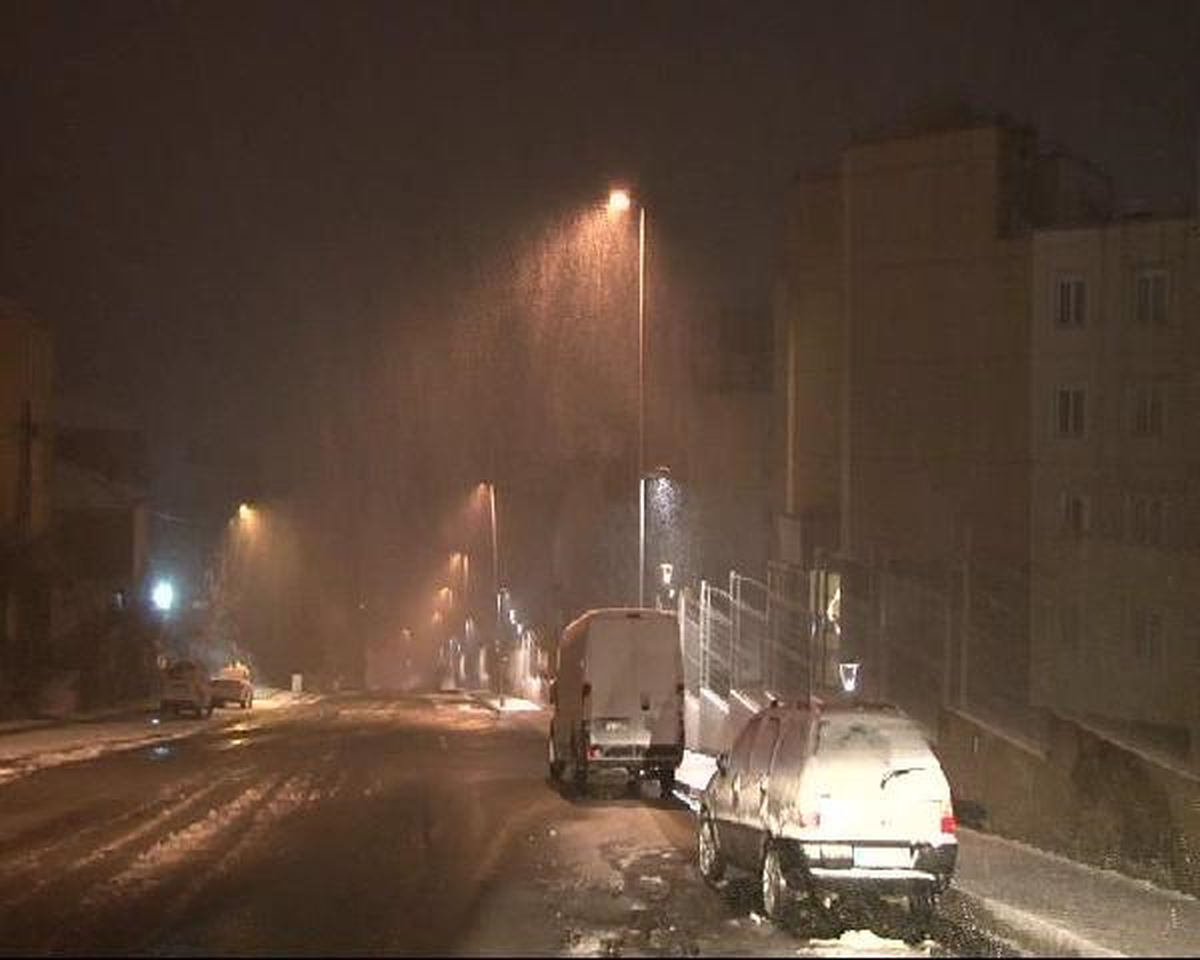 İstanbul\'da Kar Yağışı