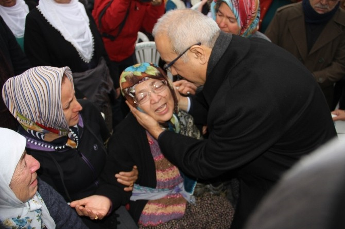 Kalkınma Bakanı Elvan, Mersin\'de Selden Zarar Gören Alanları İnceledi