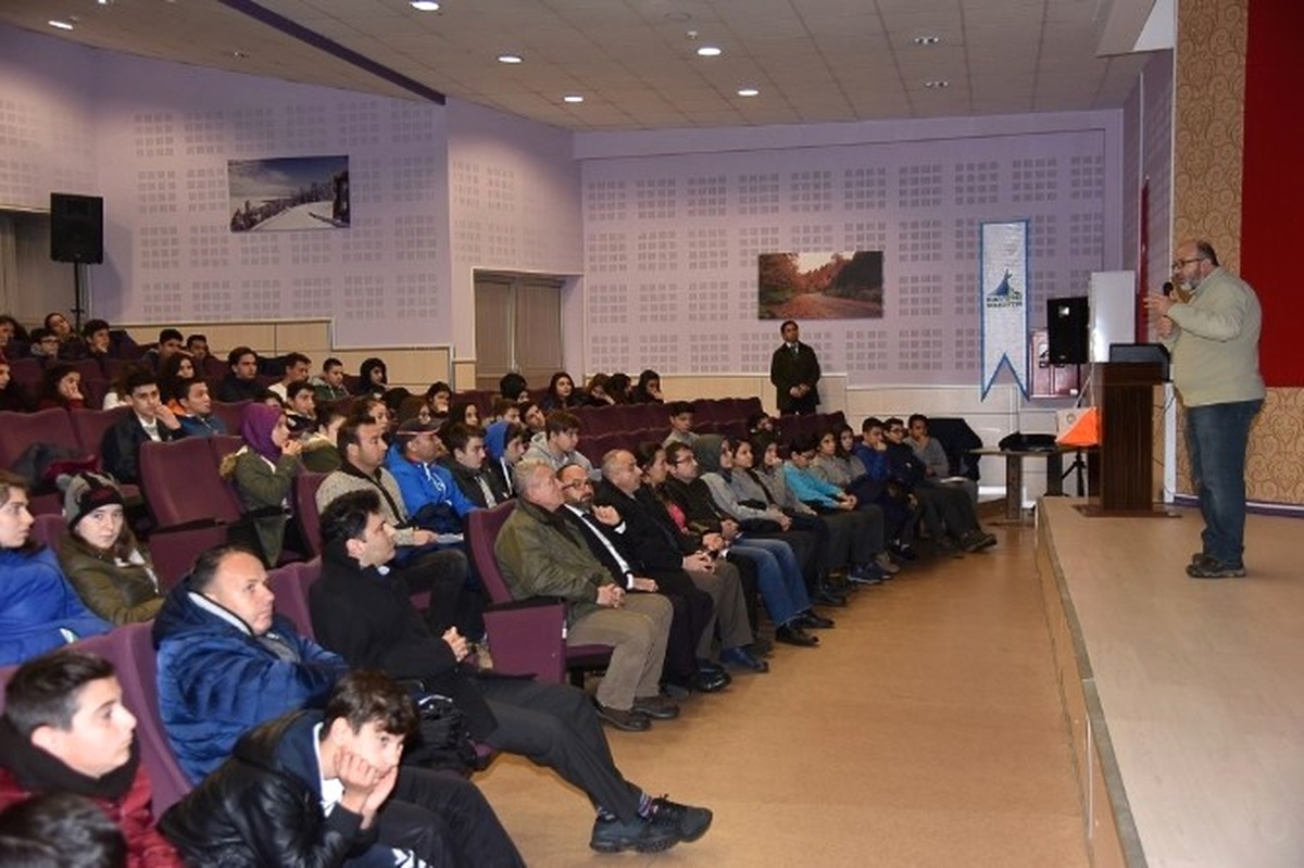 Kartepe Belediyesi\'nden Gençlere Oryantiring Semineri