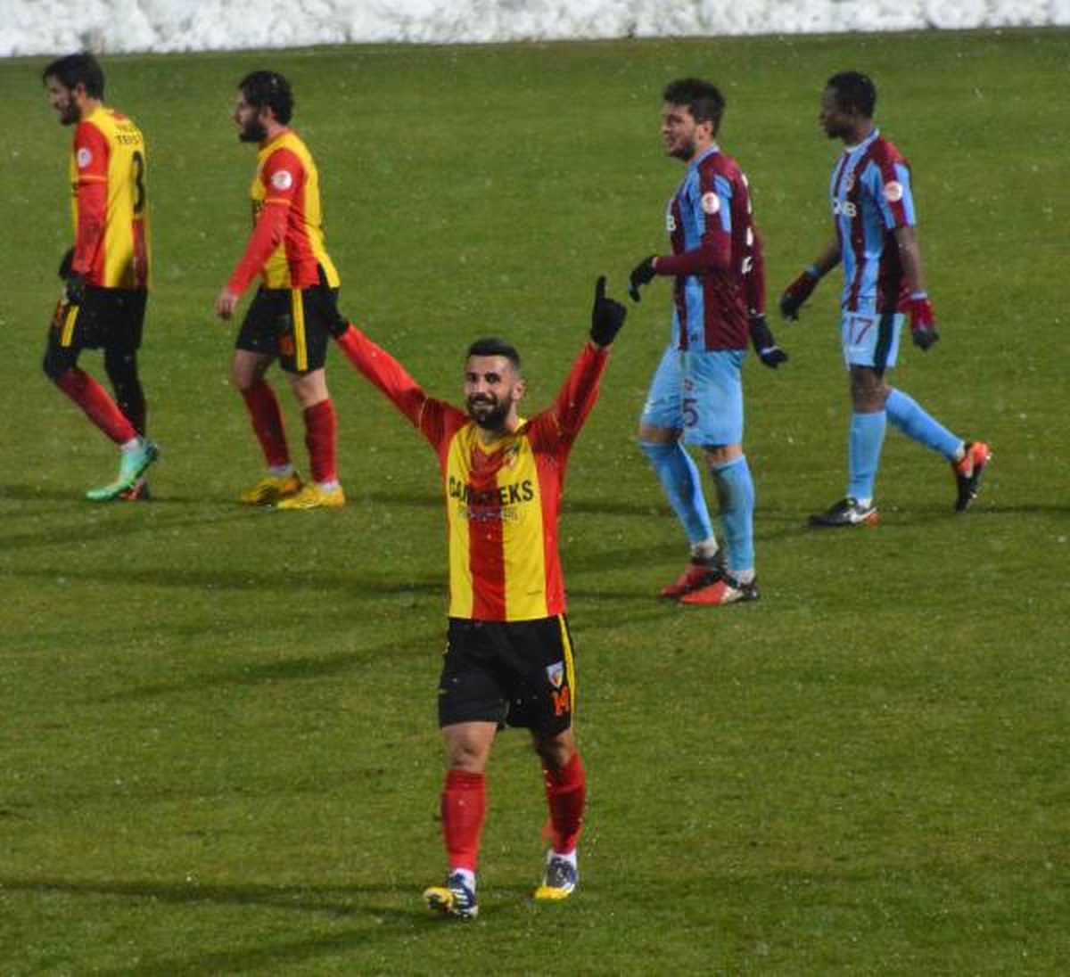 Kızılcabölükspor Kupada İlkleri Yaşadı