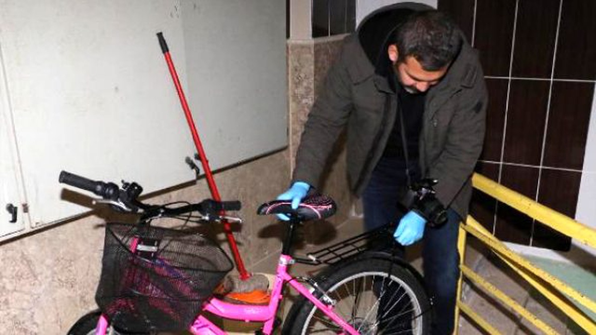Motosikleti Çaldı, Yerine Sıfır Bisiklet Bıraktı