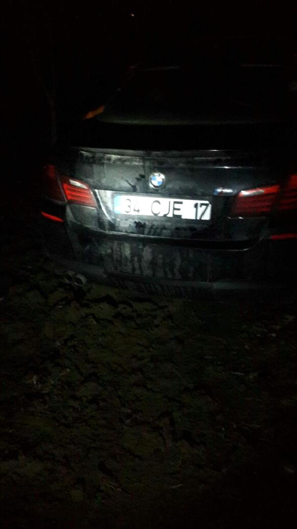 Otomobili Çamura Saplanınca Yakalandılar