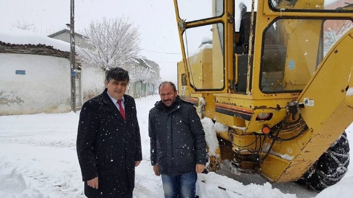 Pazaryeri\'nde Yoğun Karla Mücadele Çalışmaları