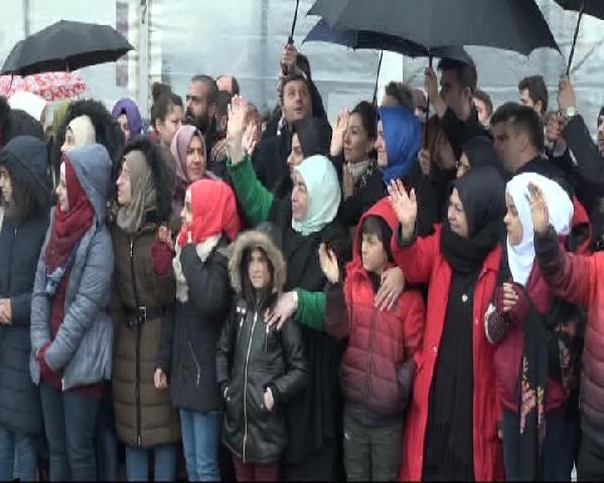 Semiha Yıldırım, Halep\'e Giden Yardım Konvoyunun Uğurlanma Törenine Katıldı