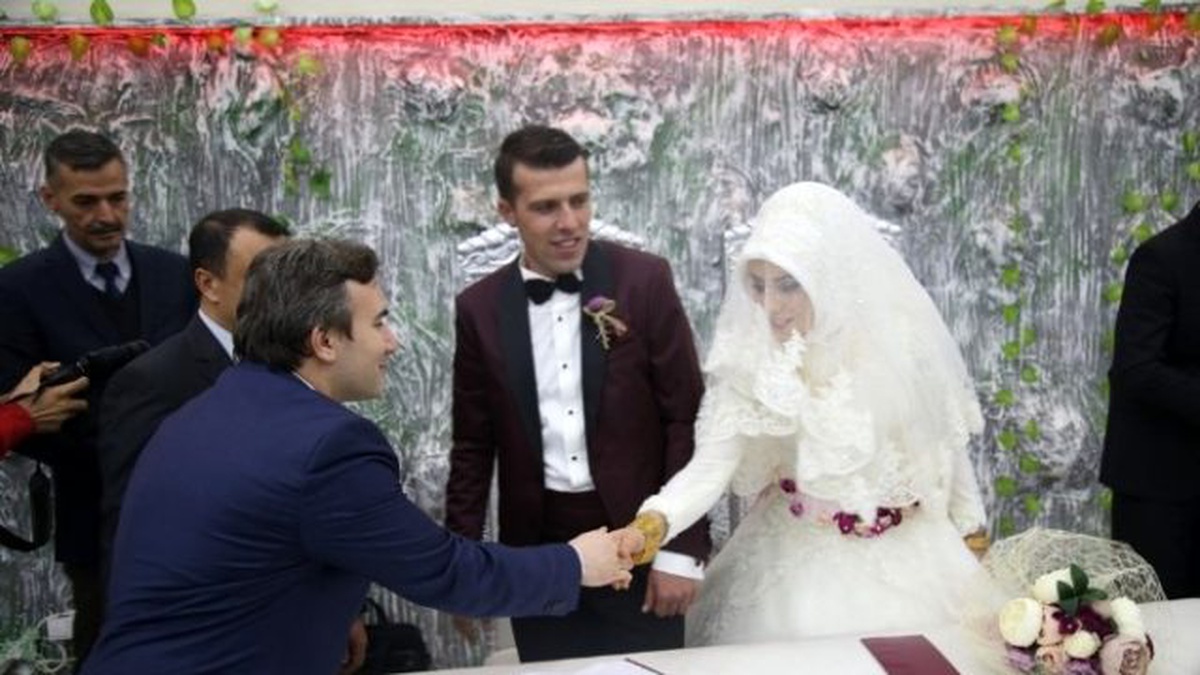 Siirt\'te Bu Yıl Bin 172 Resmi Nikah Kıyıldı
